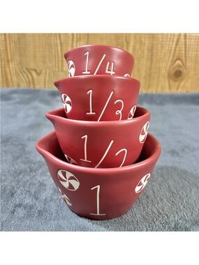 Set Of 4 RAE DUNN Peppermint Candy Measuring Cups Christmas Matte Red MCs NEW